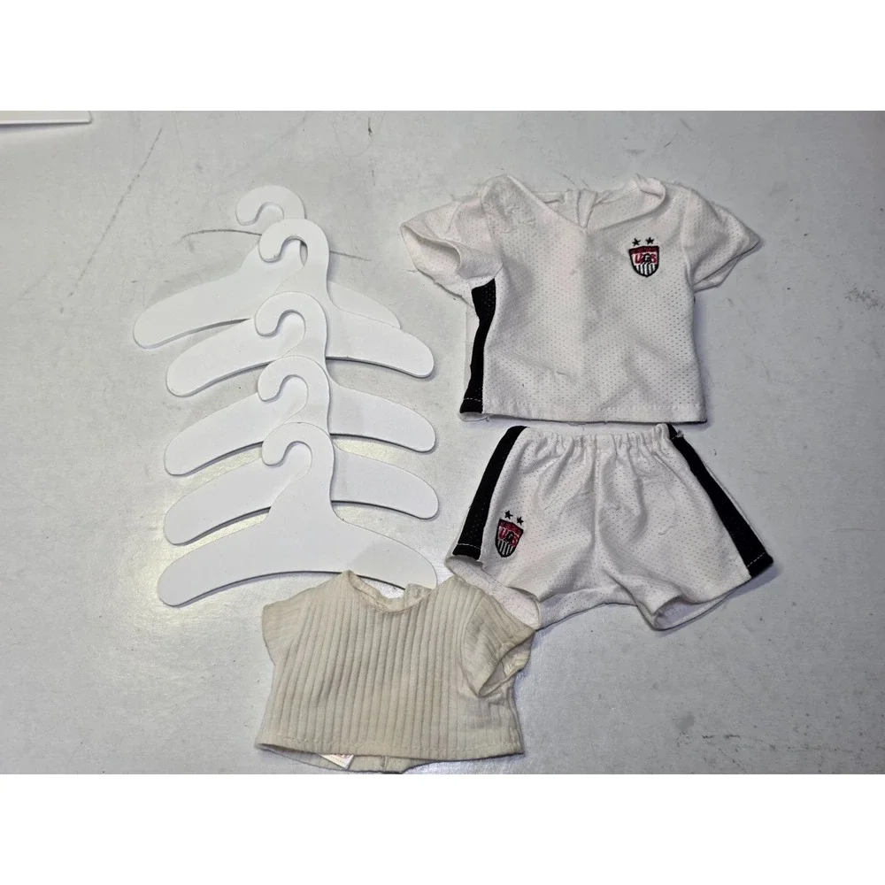 American Girl Set of T-Shirt‎ Clothes with Hangers